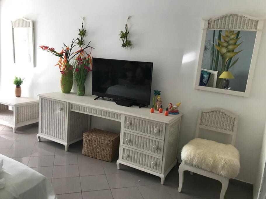Studio Jardin & Mer Le Gosier  Luaran gambar